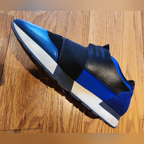 Authentic Balenciaga Scuba Sneakers - Picture 5 of 10